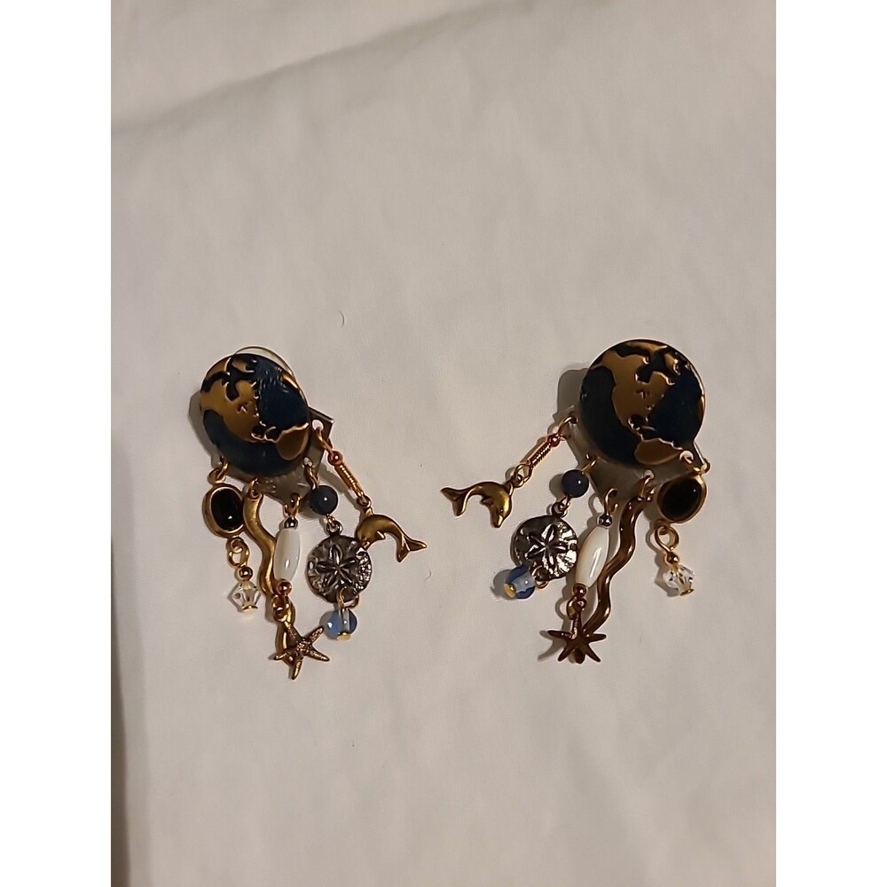 Beach Earth Earrings Dolphin, Sand dollars & Stars Fish